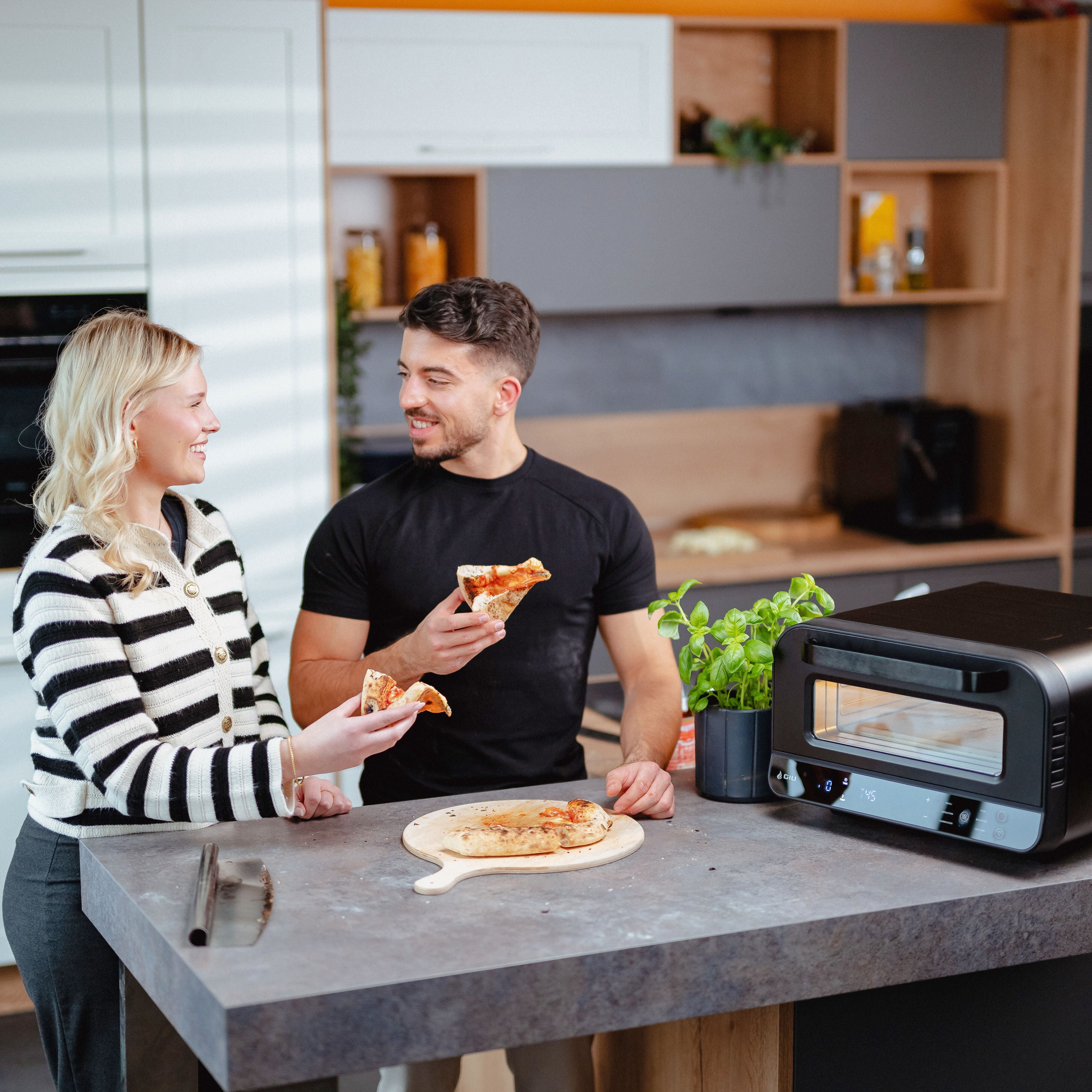 GIU Elektrischer Pizzaofen - für neapolitanische Pizza